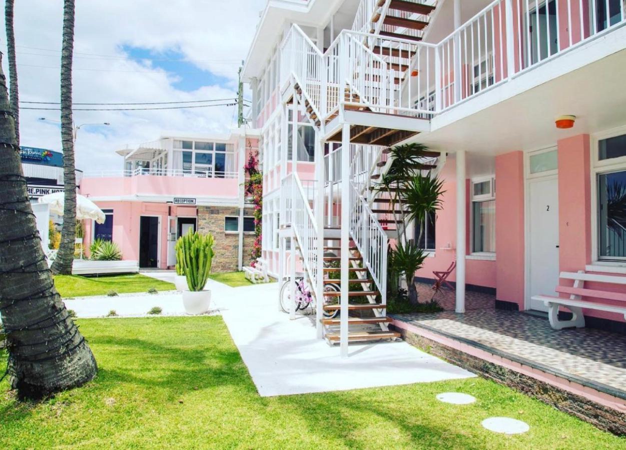 The Pink Hotel Coolangatta Голд-Кост Экстерьер фото